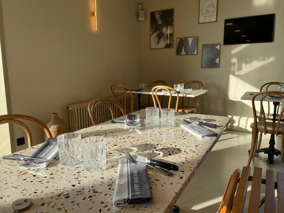 Logis Hotel & Restaurant Le Vert Bocage Franqueville-Saint-Pierre Eksteriør billede