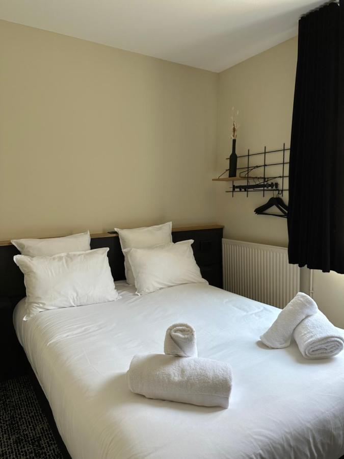Logis Hotel & Restaurant Le Vert Bocage Franqueville-Saint-Pierre Eksteriør billede